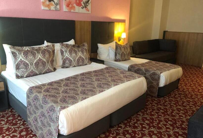 اتاق سوپریور سه تخته, Euphoria Batumi Convention & Casino