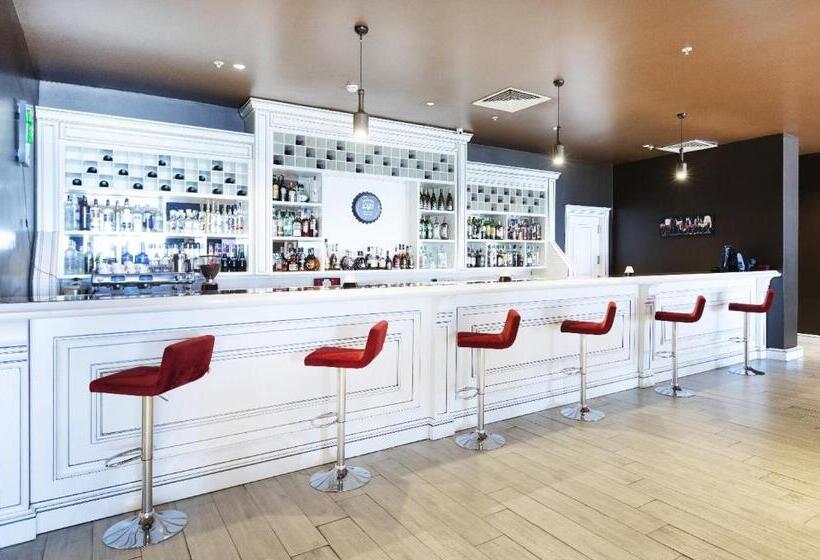 اتاق سوپریور, Euphoria Batumi Convention & Casino