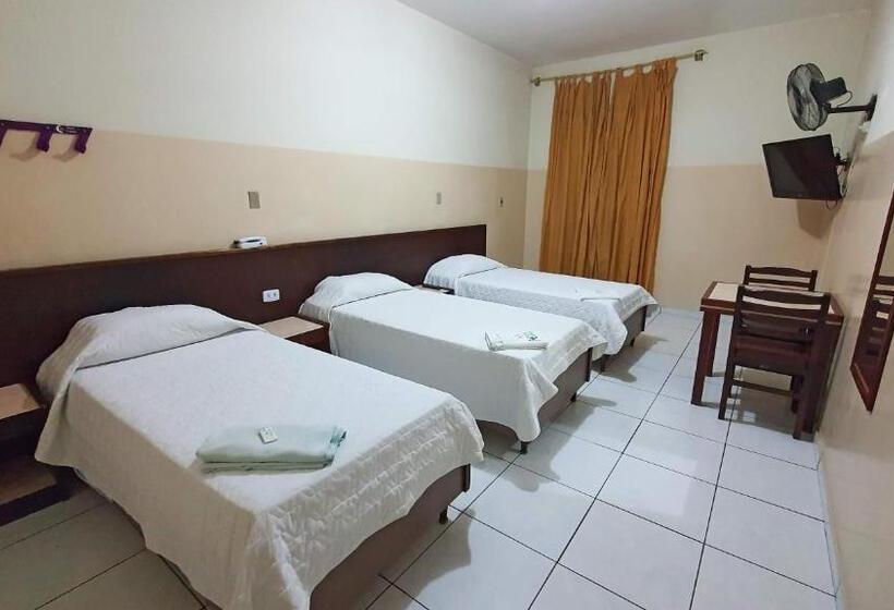 اتاق استاندارد سه نفره, Plaza Olido