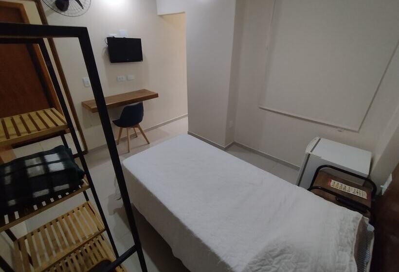 اتاق استاندارد یک نفره, Plaza Olido