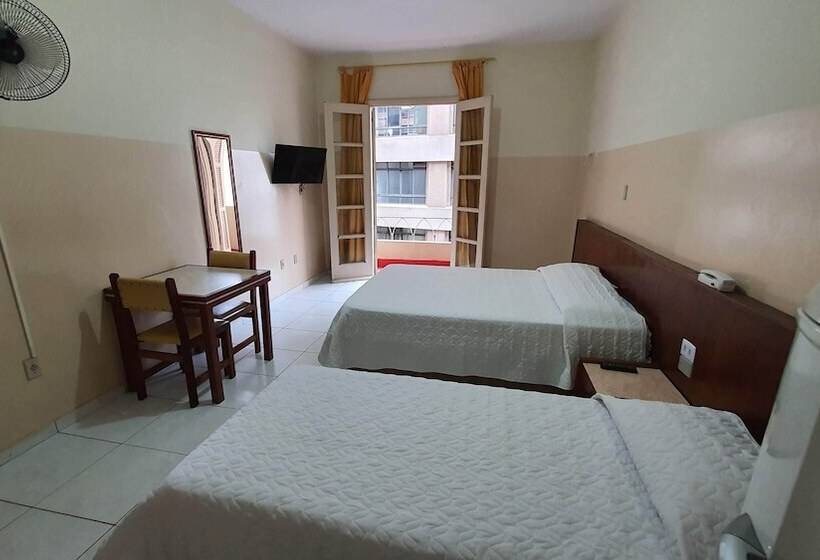 اتاق خانوادگی, Plaza Olido