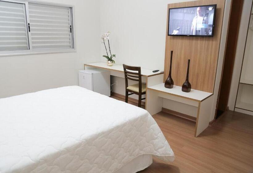 디럭스 룸, Rota Hoteis Itumbiara