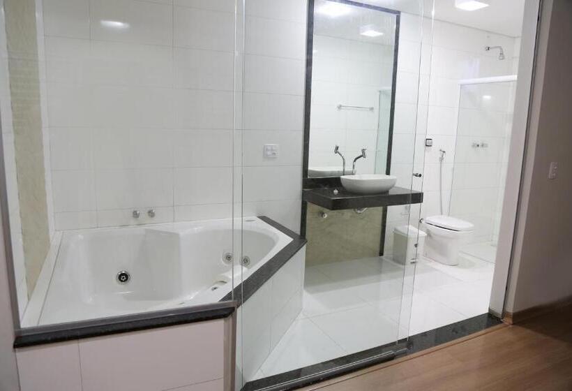 디럭스 룸, Rota Hoteis Itumbiara