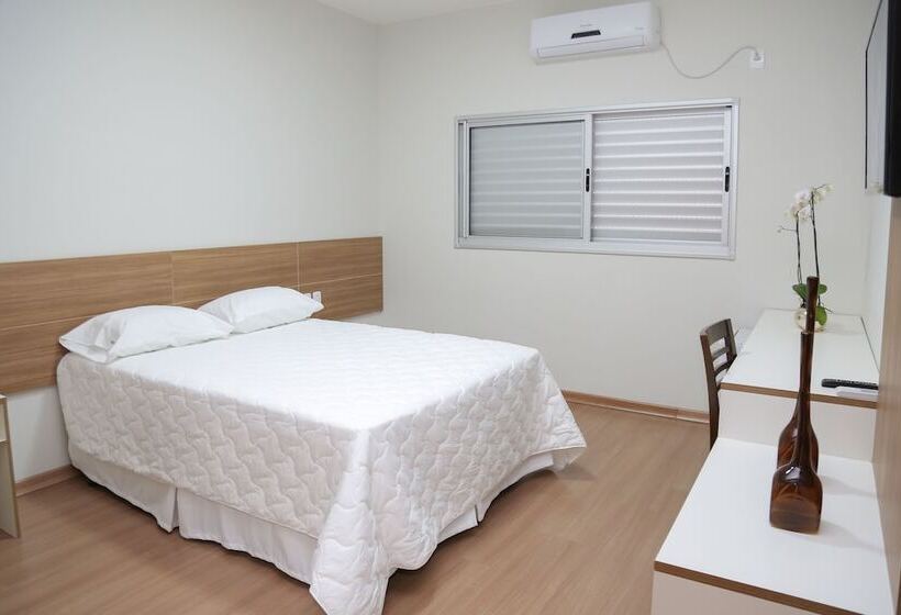 디럭스 룸, Rota Hoteis Itumbiara