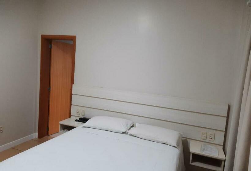 스탠다드 룸 킹사이즈 침대, Thile Park