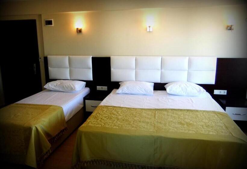 스탠다드 4인용 룸 바다전망, Uzunhan