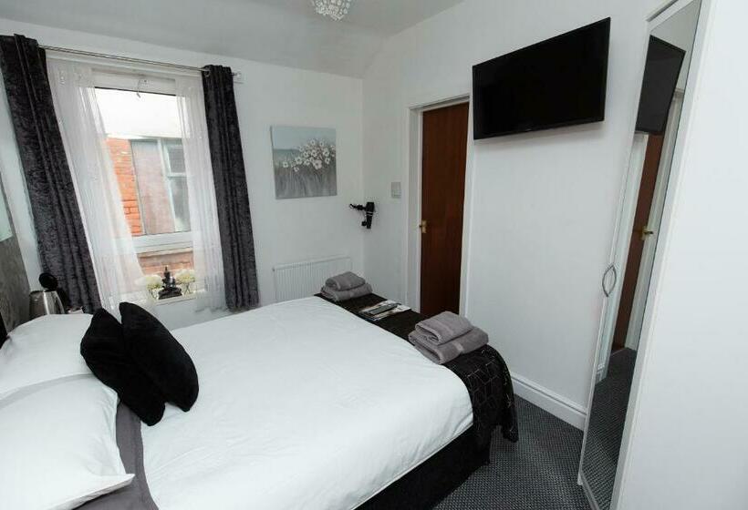 חדר סטנדרט, The Carlton