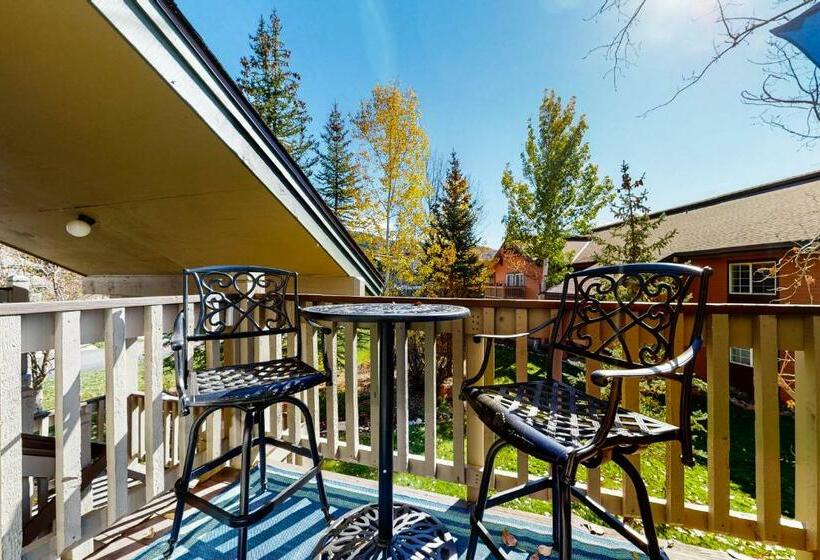 דירת שני חדרים, Villas At Walton Creek 1476