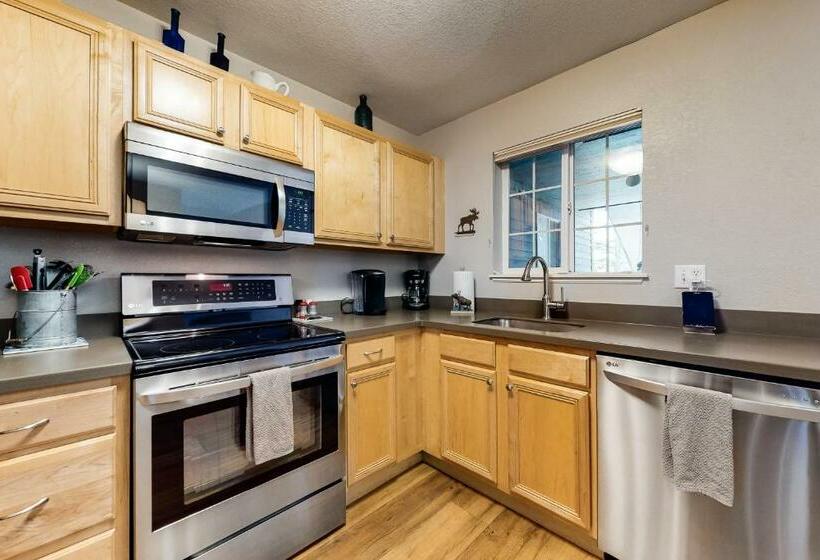 דירת שני חדרים, Villas At Walton Creek 1476