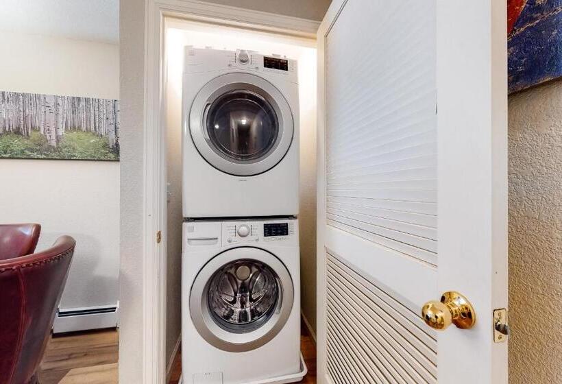 דירת שני חדרים, Villas At Walton Creek 1476