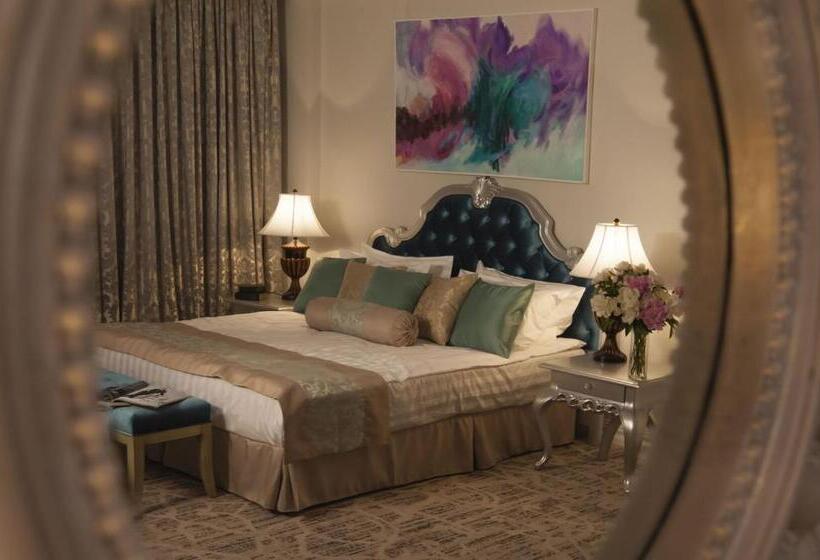 سوئیت با تخت بزرگ, Bristol Central Park