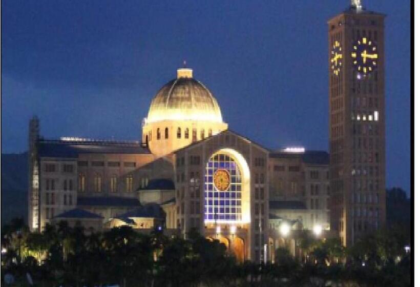 标准三人间, ágape Hotel De Aparecida