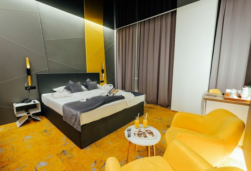 اتاق لوکس با بالکن, Hills Sarajevo Congress & Thermal Spa Resort