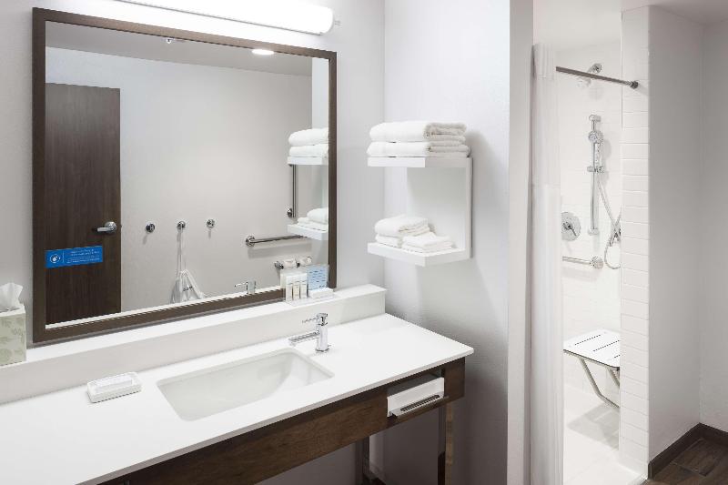 اتاق لوکس با بالکن, Hills Sarajevo Congress & Thermal Spa Resort