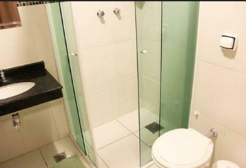 标准三人间, ágape Hotel De Aparecida