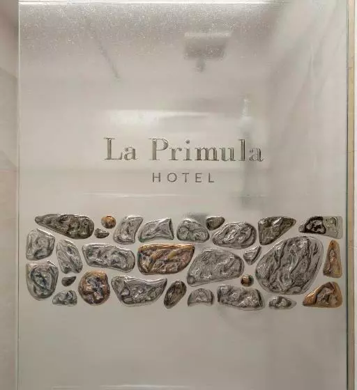 Deluxe Room, La Primula