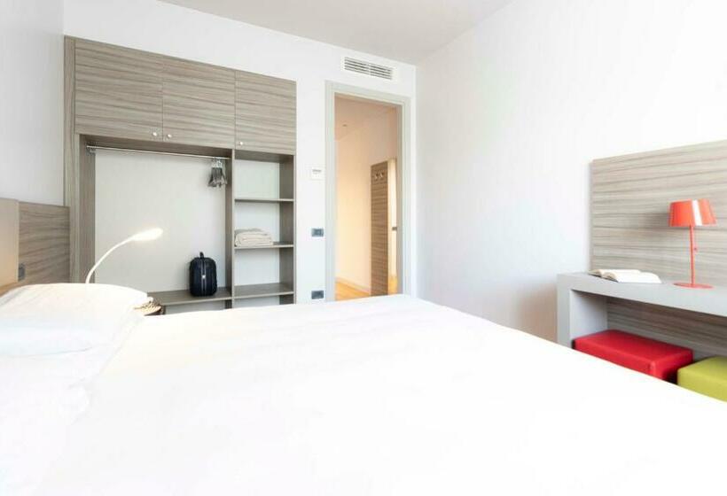 デラックスルーム, La Primula