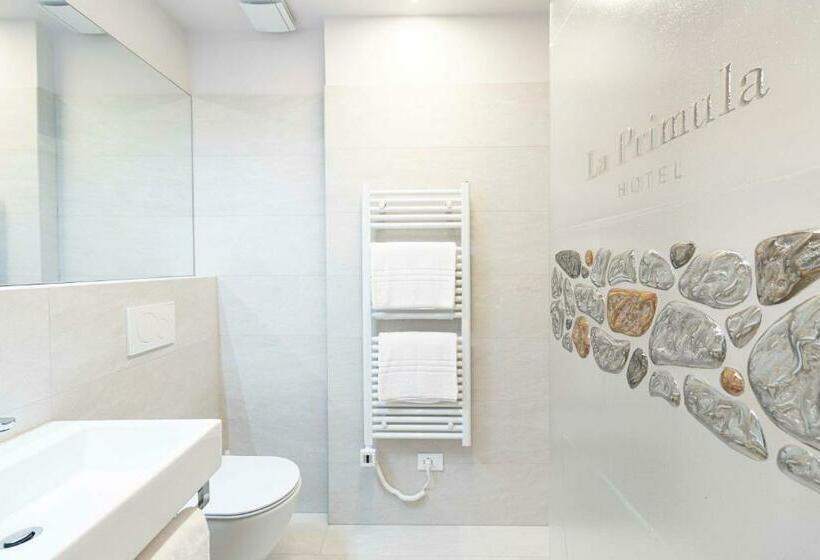 デラックスルーム, La Primula