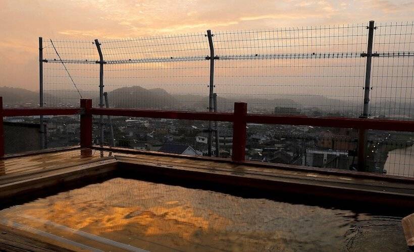 חדר סטנדרט, Mikuma