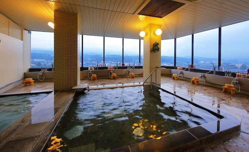 חדר סטנדרט, Mikuma