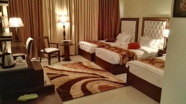 اتاق ساده سه‌ نفره, P Quattro Relax