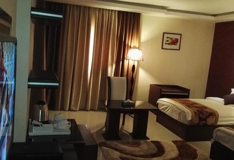 اتاق خانوادگی, P Quattro Relax