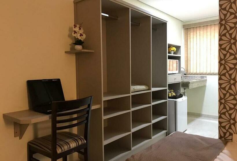 Dört Kişilik Delüks Oda, Do Reinildo Ii