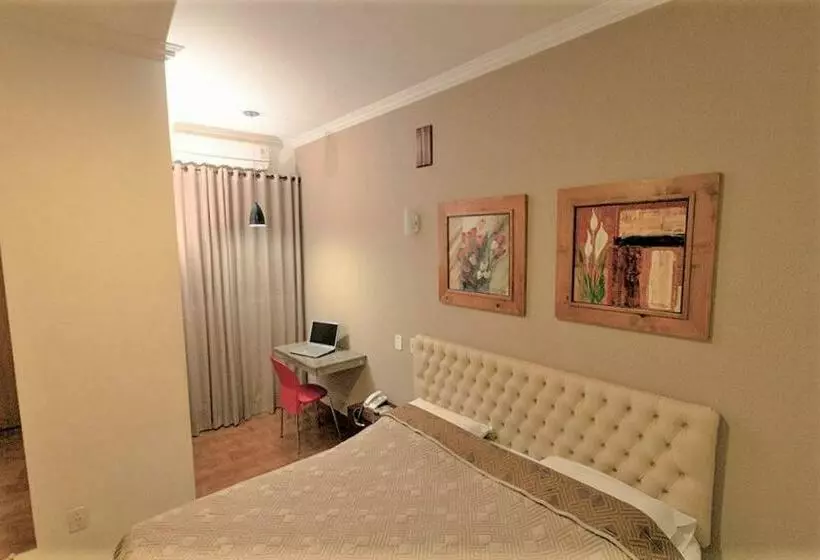 Deluxe Suite King Bed, Pouso Novo