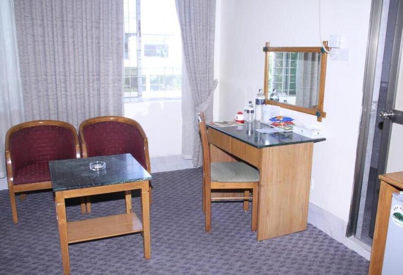 اتاق لوکس خانوادگی, Quality Inn Dhaka