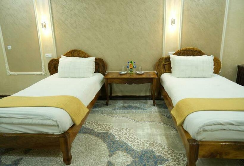 Номер Стандарт, Shaherezada Boutique