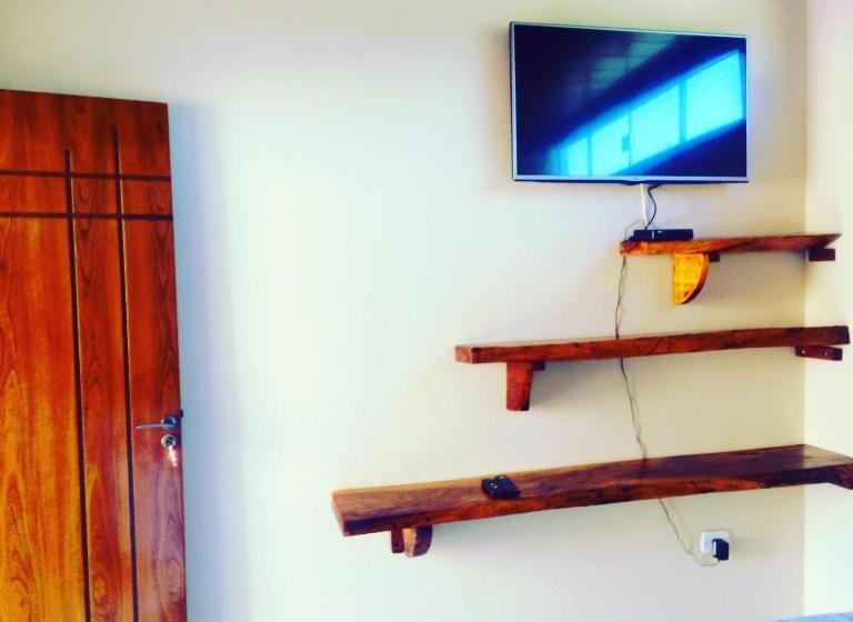 스위트, Reges Hostel