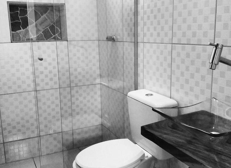 스위트, Reges Hostel