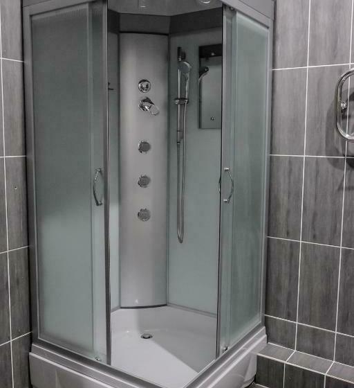 اتاق اکونومی, Zhanaotel