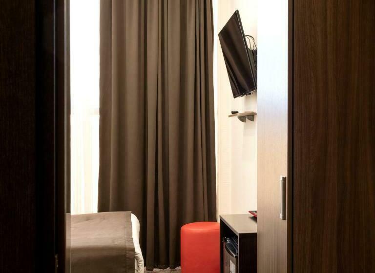 اتاق اکونومی, Zhanaotel