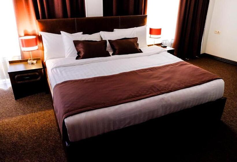 Suite with Terrace, Zhanaotel