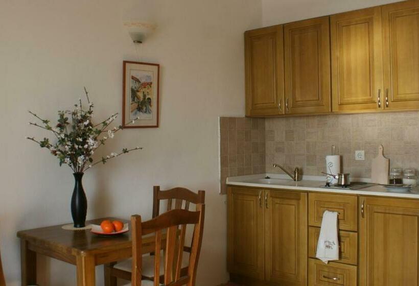 آپارتمان 1 خوابه با چشمانداز دریا, B&b Apart Hotel Paštrovski Konak