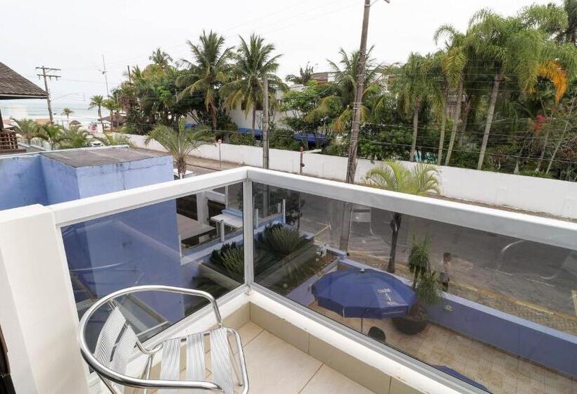 اتاق استاندارد چهارنفره با چشم‌انداز جانبی دریا, Charme Hotel Guarujá Frente Mar
