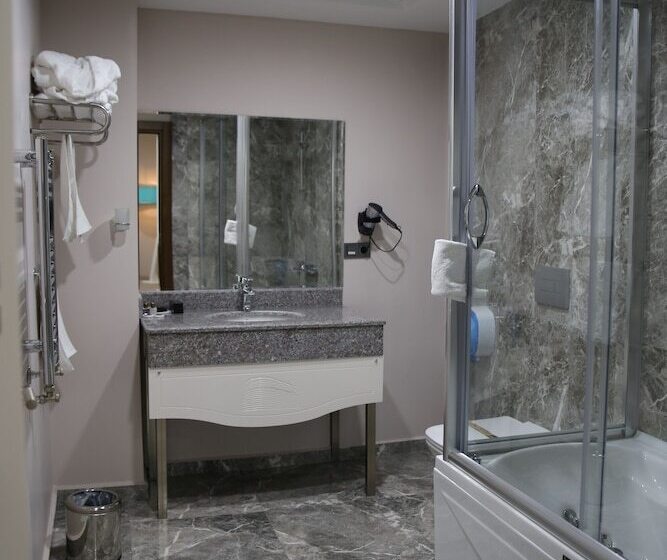 프레지덴셜 스위트, Grand Hotel Artvin