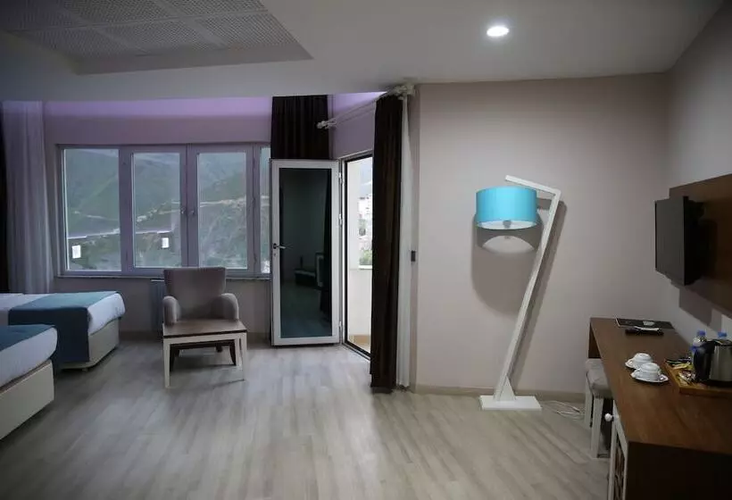 デラックストリプルルーム, Grand Hotel Artvin