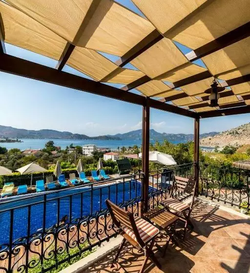 Standard Room Sea View with Balcony, Badem Tatil Evi