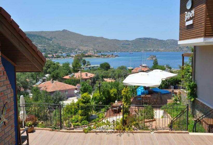 オーシャンビュースタンダードルームバルコニー付き, Badem Tatil Evi