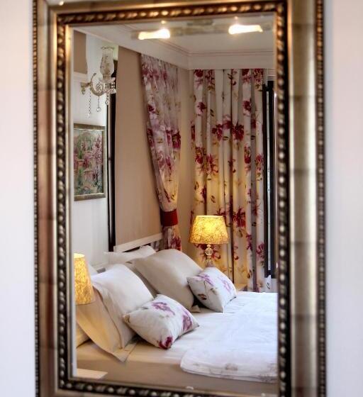 オーシャンビュースタンダードルームバルコニー付き, Badem Tatil Evi