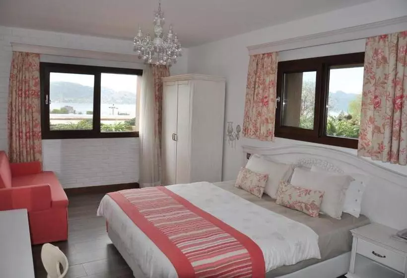 Economy Room, Badem Tatil Evi