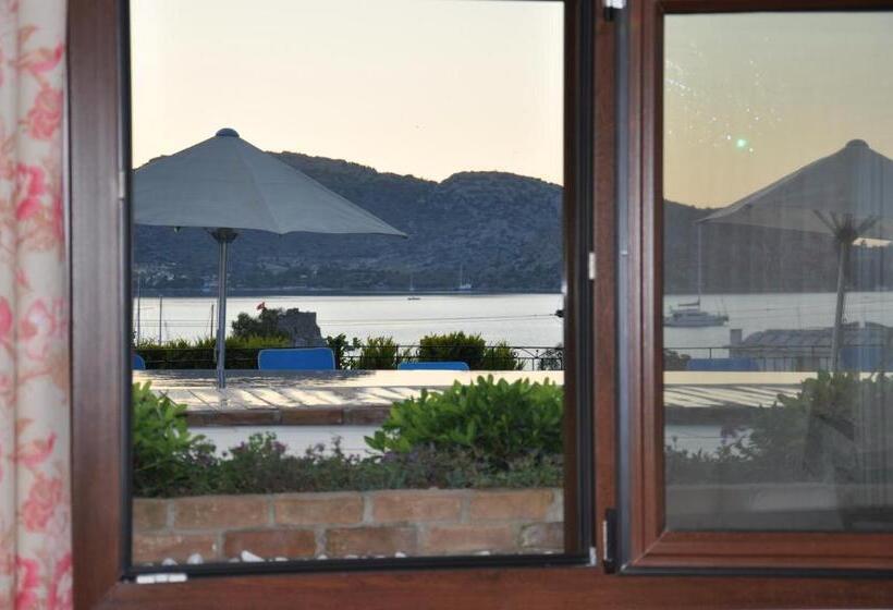 エコノミールーム, Badem Tatil Evi