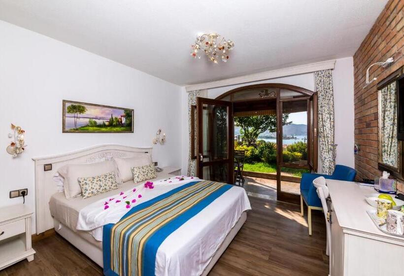 オーシャンビュースタンダードルーム, Badem Tatil Evi