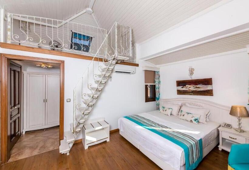 オーシャンビューデラックスルーム, Badem Tatil Evi