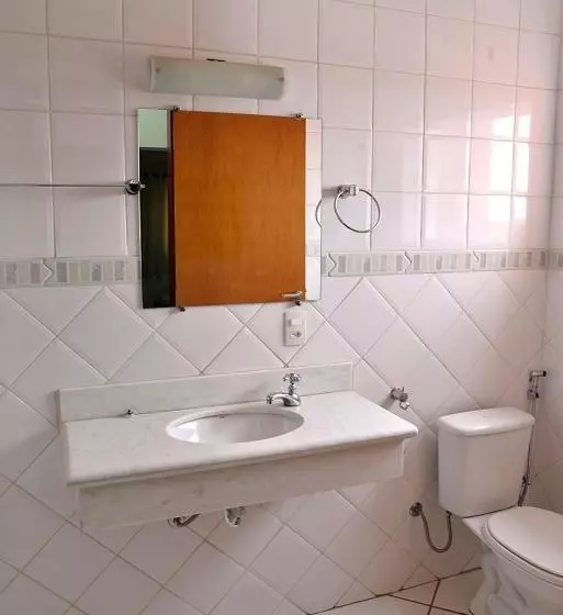 デラックスルーム, Barão Do Rio Branco