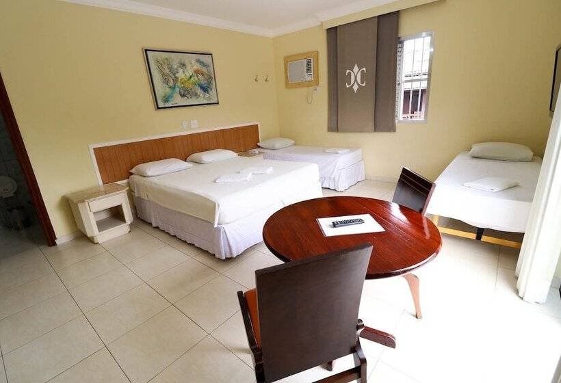 اتاق استاندارد چهارنفره با چشم‌انداز جانبی دریا, Charme Hotel Guarujá Frente Mar