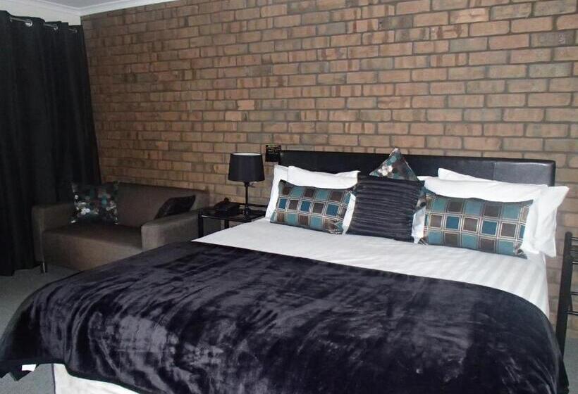 스탠다드 룸 킹사이즈 침대, City Colonial Motor Inn