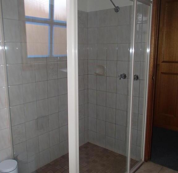 غرفة قياسية سرير كينج, City Colonial Motor Inn